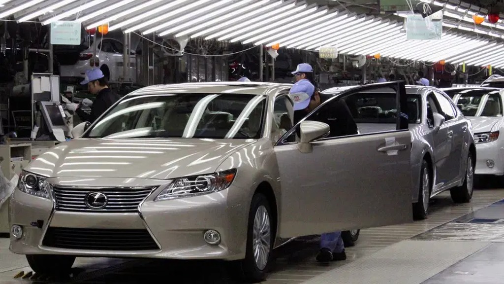 Toyota ve Lexus Sahipleri, 12 Voltluk Akü Arızası Nedeniyle Araçta Mahsur Kalıyor