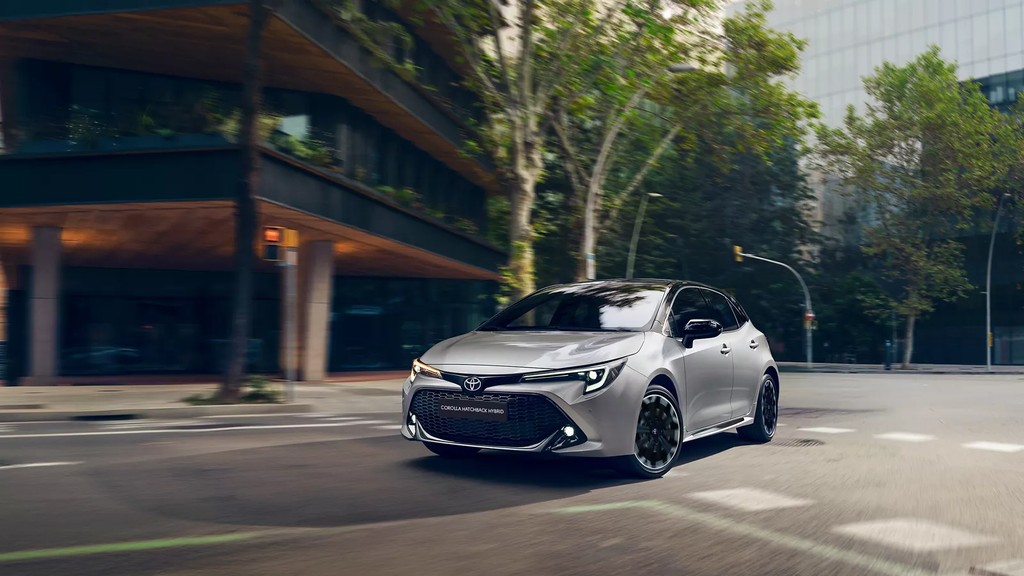 Toyota Türkiye 3.9 Milyar Dolarlık İhracat Yaptı — İkinci El Piyasası ve Fiyat Trendleri