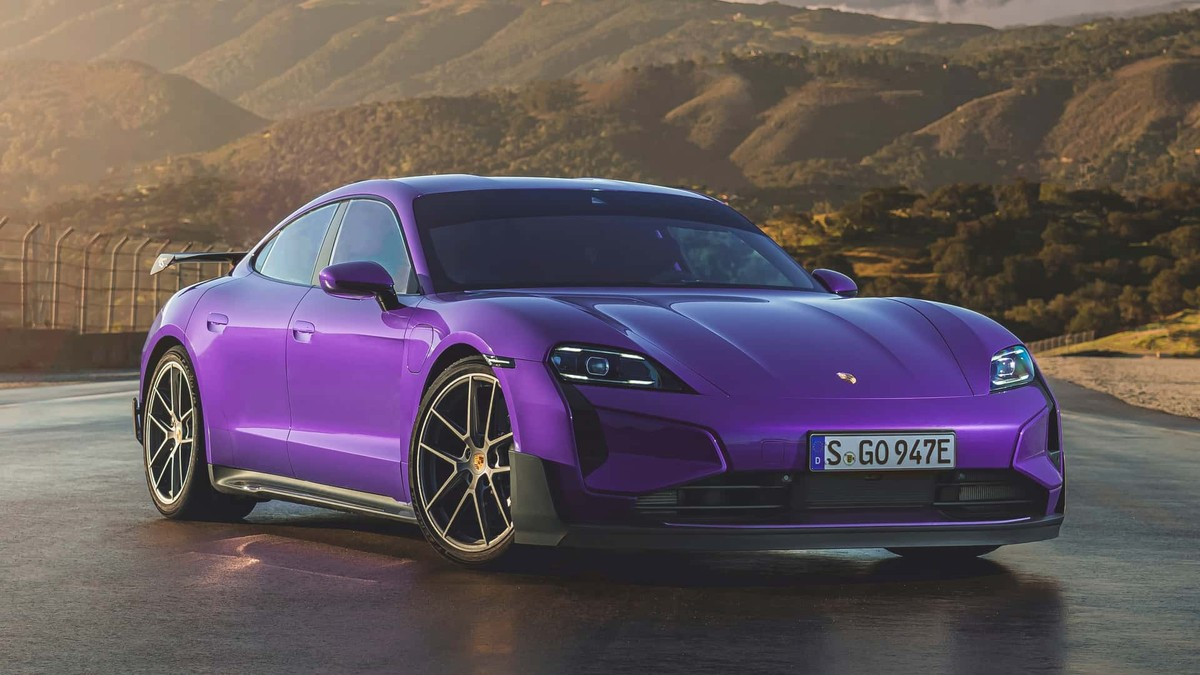 2025 Porsche Taycan Turbo GT – Pistte Elektrikli Fırtına