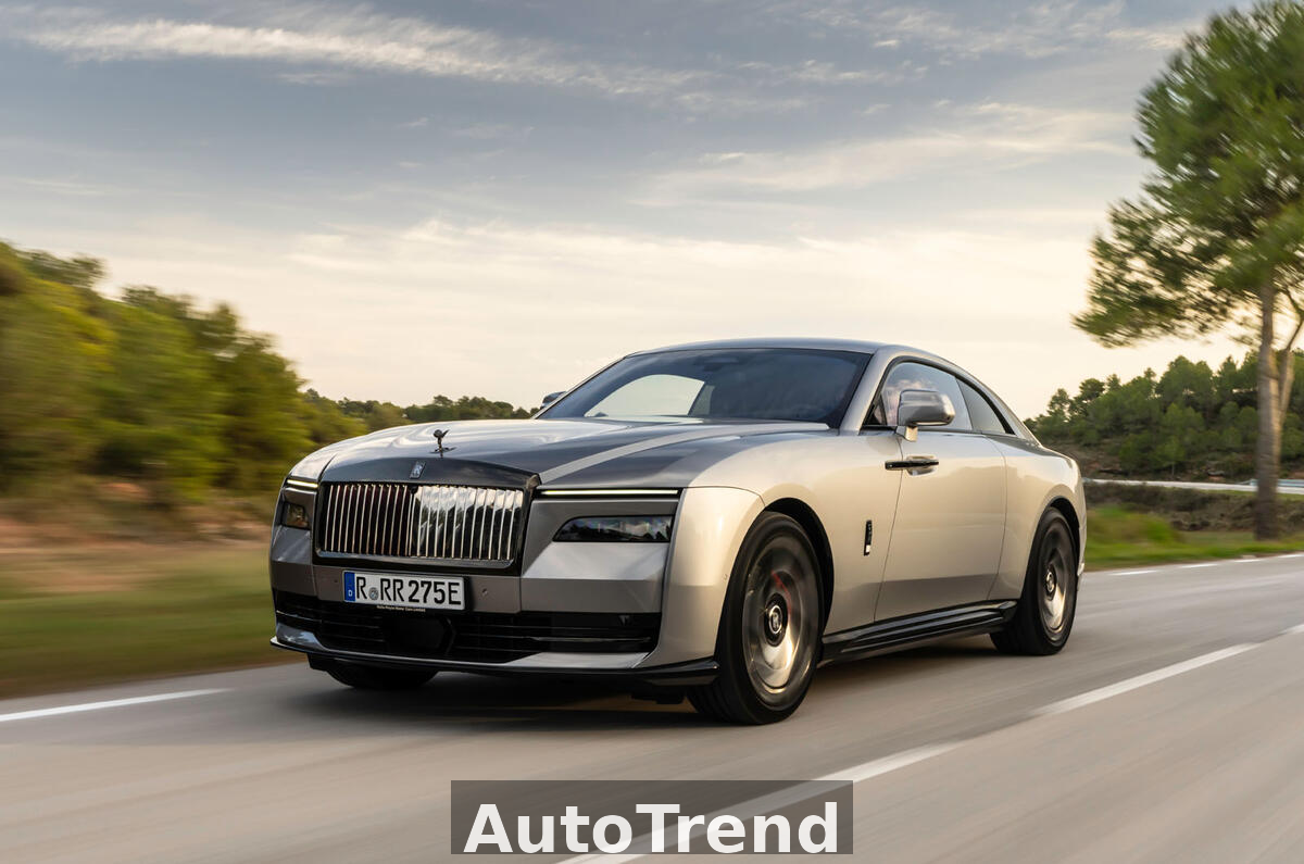 2025 Rolls-Royce Spectre – Elektrikli Asalet