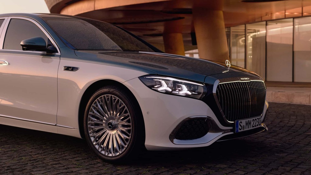 Yeni Mercedes-Benz S-Serisi ve Maybach S-Serisi Türkiye’de — Alıcı Rehberi ve Dikkat Edilmesi Gerekenler