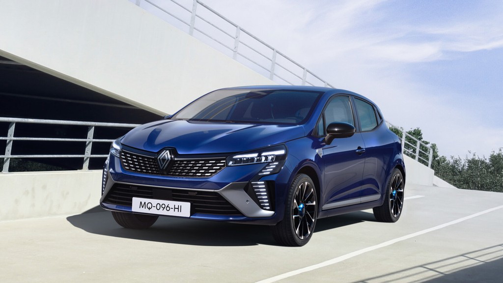 Renault Clio, Türkiye'de Yılın Otomobili 2026: Pazar Analizi ve Değerlendirme