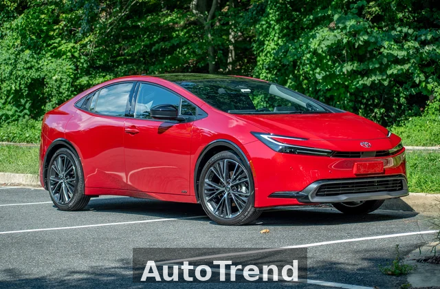 2025 Toyota Prius Prime – Hibrit Efsanesi Yeniden Doğuyor