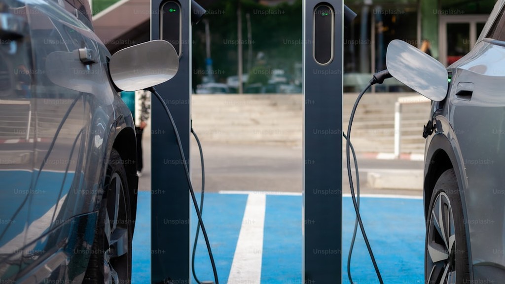 Elektrikli Otomobiller Şarj Olurken Para Kazandıracak: Akıllı Şarj Dönemi Başlıyor